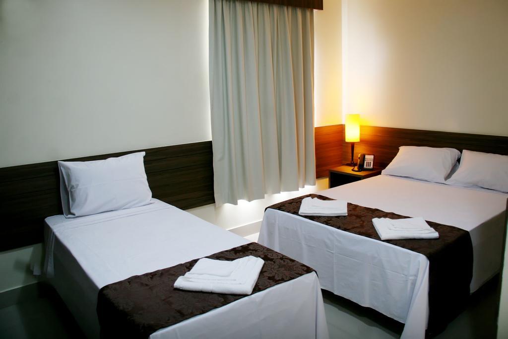 Hotel Belugi Гояния Стая снимка