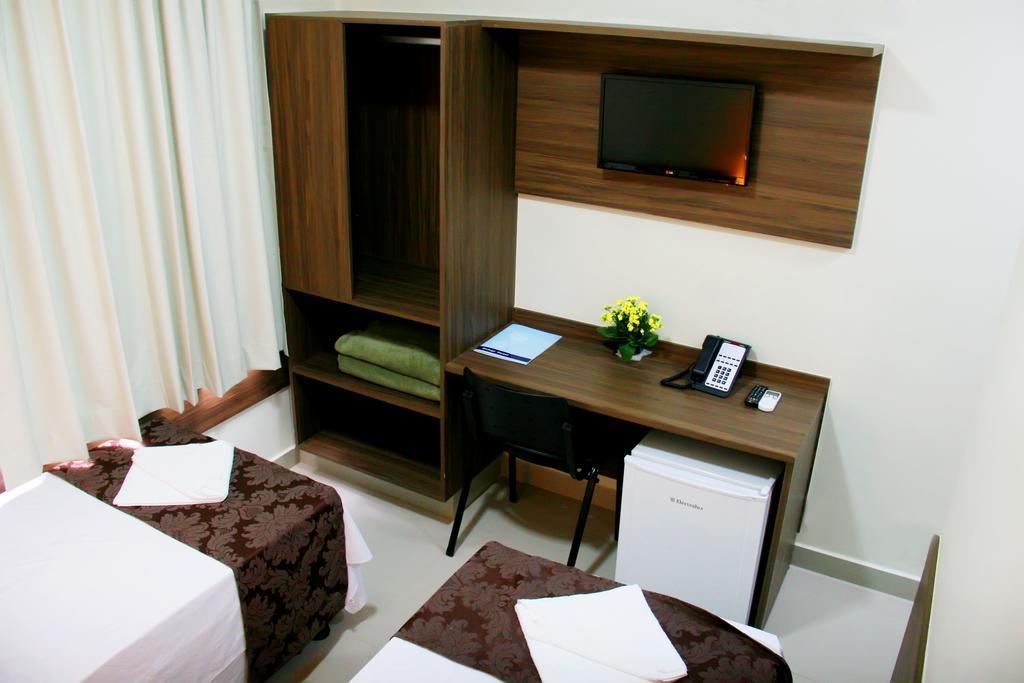 Hotel Belugi Гояния Екстериор снимка