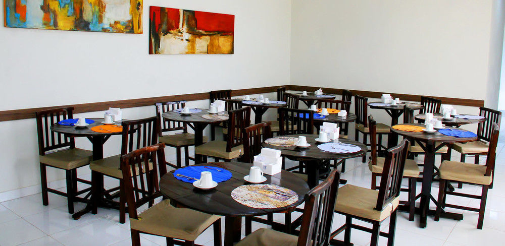 Hotel Belugi Гояния Екстериор снимка